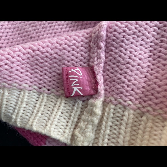 Victoria’s Secret PINK Knit Winter Hat Rare - Picture 4 of 4